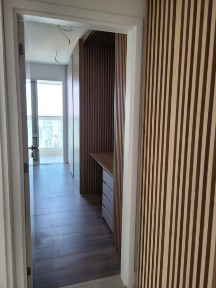 Apartamento à venda com 3 quartos, 136m² - Foto 4