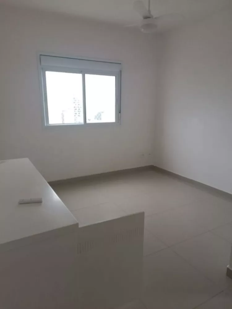 Apartamento para alugar com 3 quartos, 100m² - Foto 9