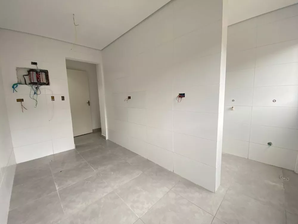 Apartamento à venda com 2 quartos, 97m² - Foto 2