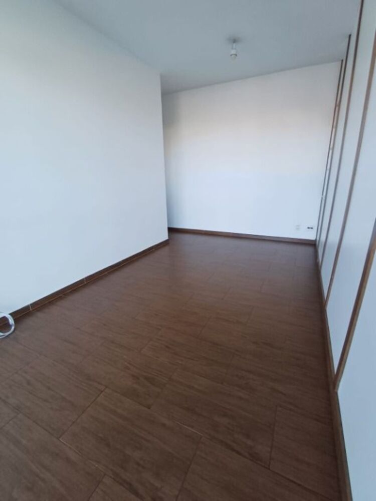 Apartamento à venda com 1 quarto, 50m² - Foto 4