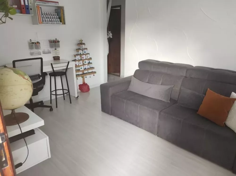 Apartamento à venda com 2 quartos, 62m² - Foto 1