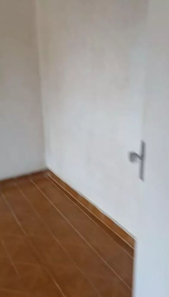 Apartamento à venda com 1 quarto, 38m² - Foto 4