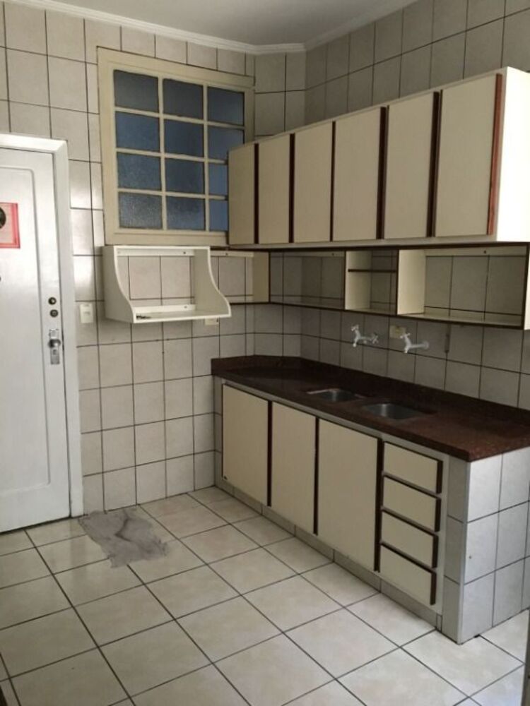 Apartamento à venda com 3 quartos, 104m² - Foto 2