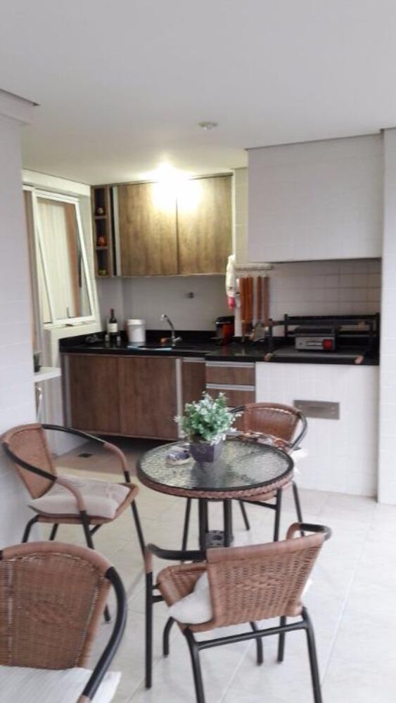 Apartamento à venda com 2 quartos, 86m² - Foto 1