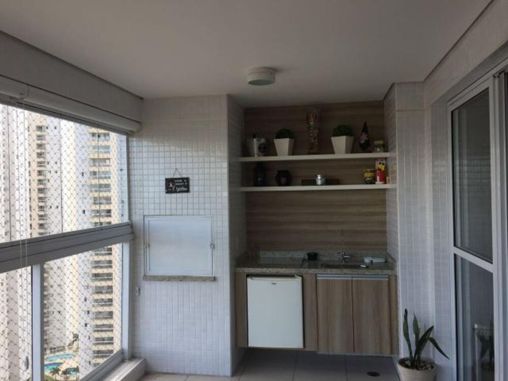 Apartamento à venda com 3 quartos, 111m² - Foto 2