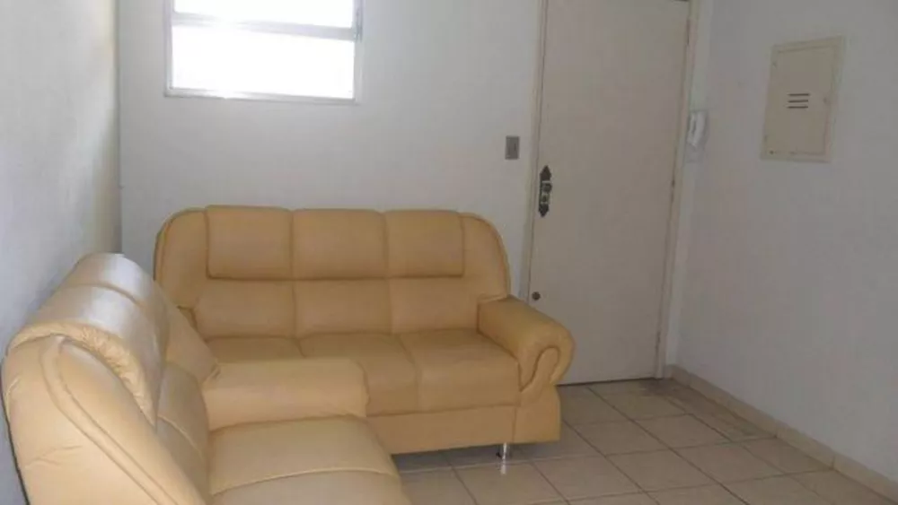 Apartamento à venda com 1 quarto, 40m² - Foto 2