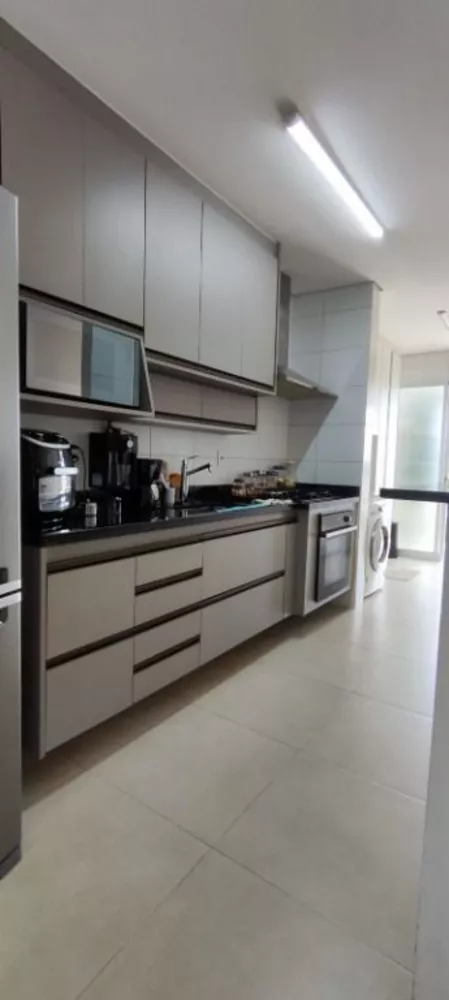 Apartamento à venda com 2 quartos, 90m² - Foto 4