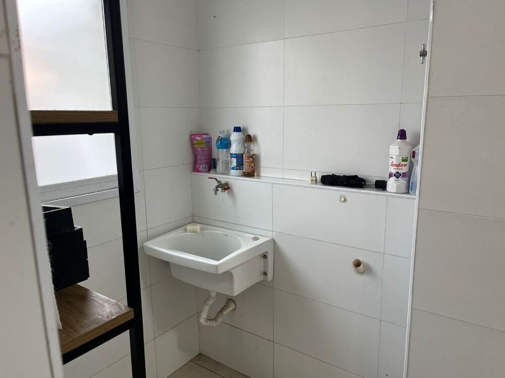 Apartamento à venda com 1 quarto, 24m² - Foto 2