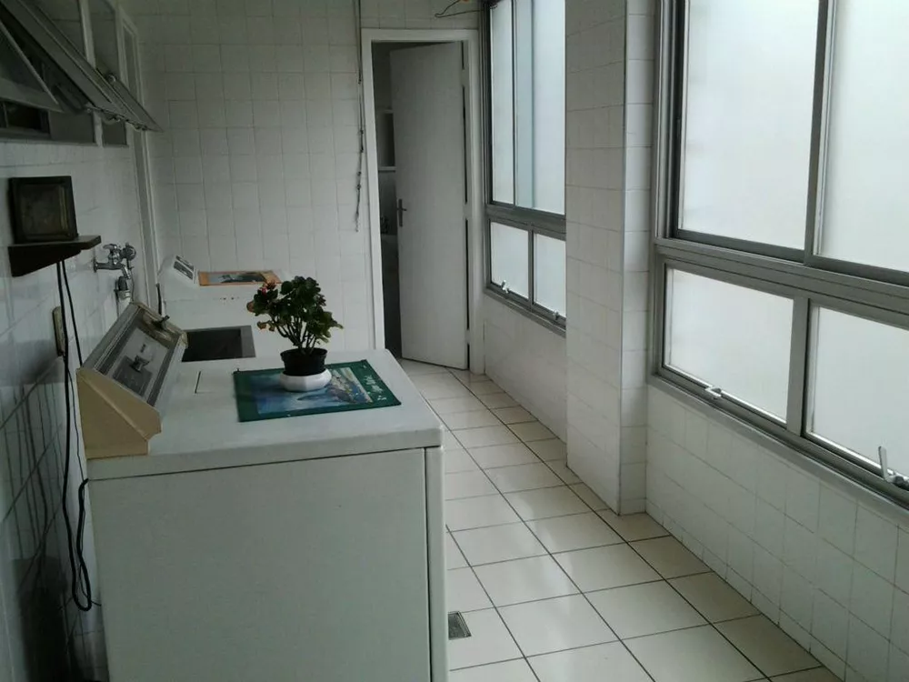 Apartamento à venda com 3 quartos, 160m² - Foto 5