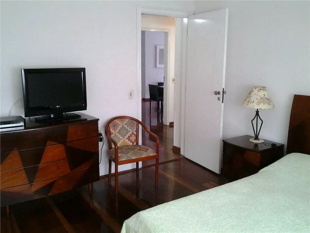 Apartamento à venda com 3 quartos, 160m² - Foto 26