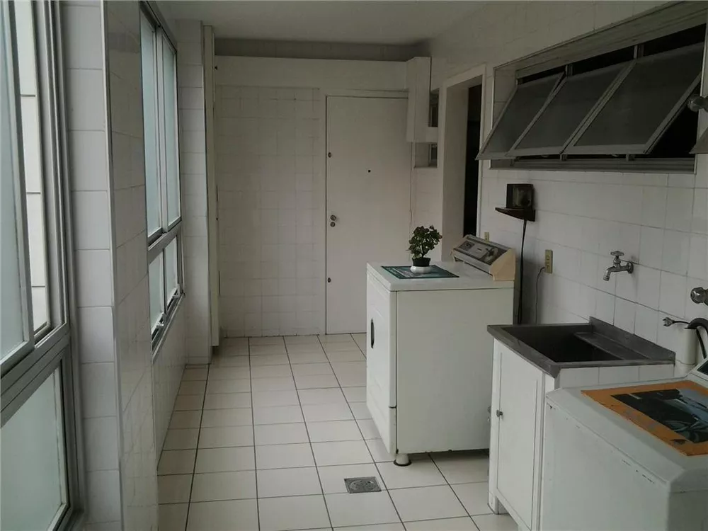 Apartamento à venda com 3 quartos, 160m² - Foto 6