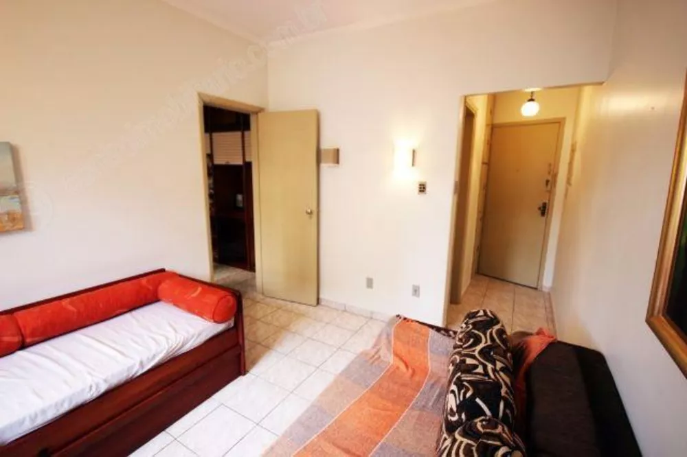 Apartamento à venda com 1 quarto, 62m² - Foto 2