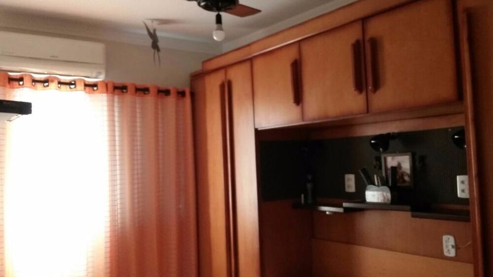 Apartamento à venda com 2 quartos, 68m² - Foto 3