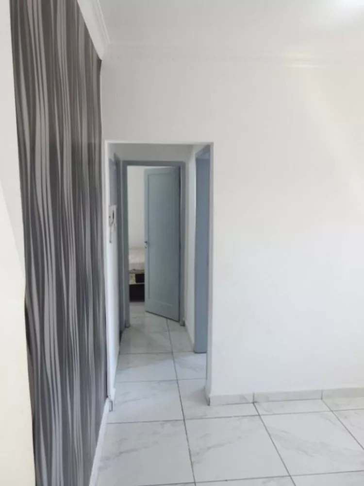 Apartamento à venda com 2 quartos, 62m² - Foto 3