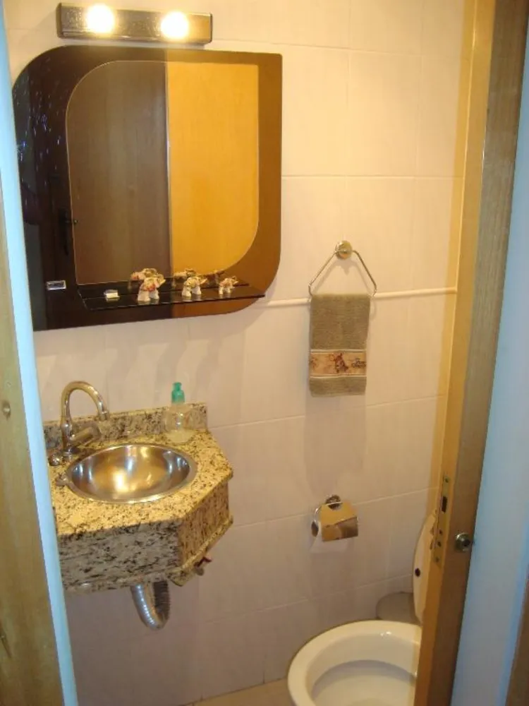 Apartamento, 3 quartos, 221 m² - Foto 2