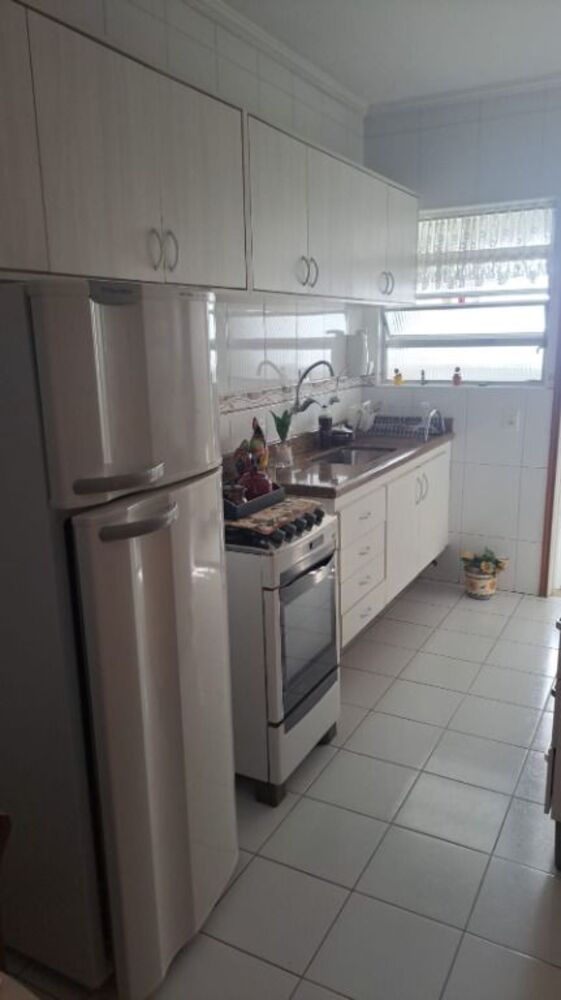 Apartamento para alugar com 1 quarto, 50m² - Foto 2