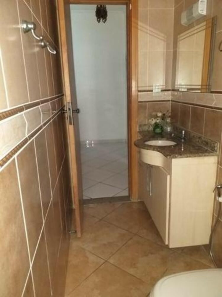 Casa de Condomínio à venda com 3 quartos, 100m² - Foto 2