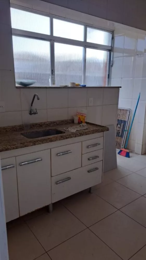 Apartamento à venda com 2 quartos, 65m² - Foto 8