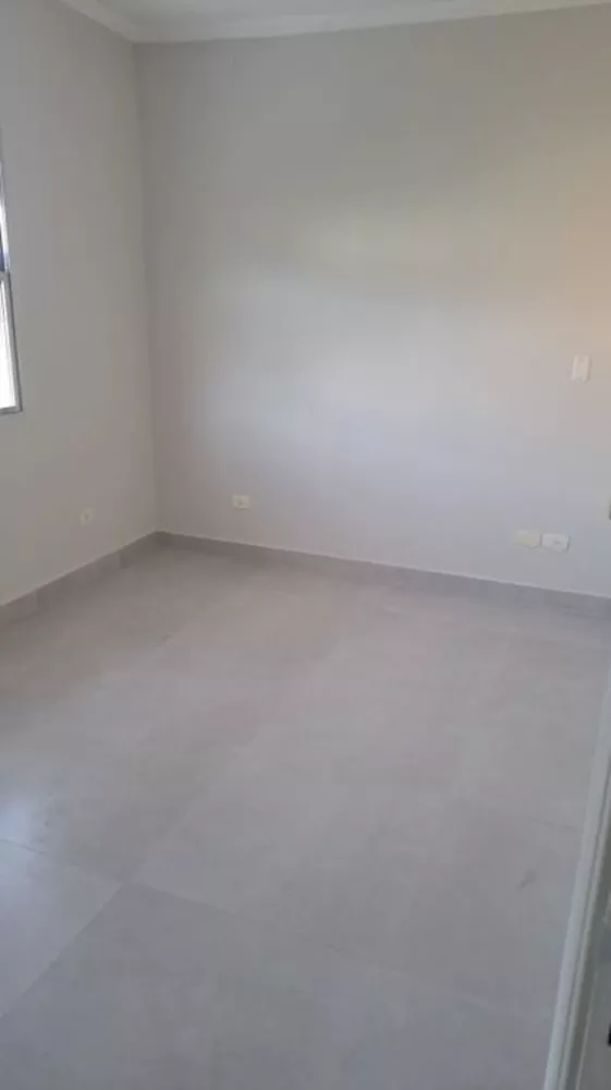 Apartamento à venda com 2 quartos, 65m² - Foto 1