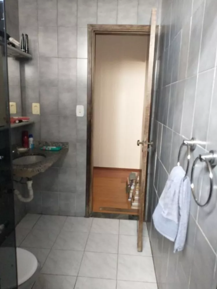 Apartamento à venda com 3 quartos, 159m² - Foto 6