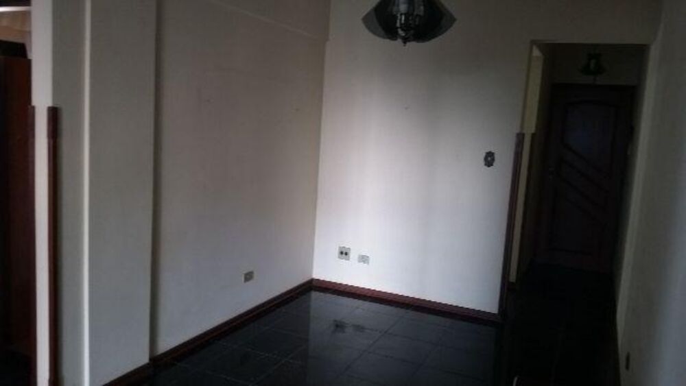Apartamento à venda com 2 quartos, 80m² - Foto 10
