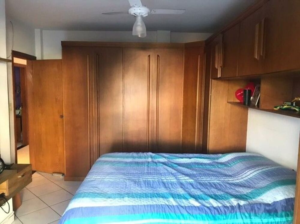Apartamento à venda com 3 quartos, 180m² - Foto 3