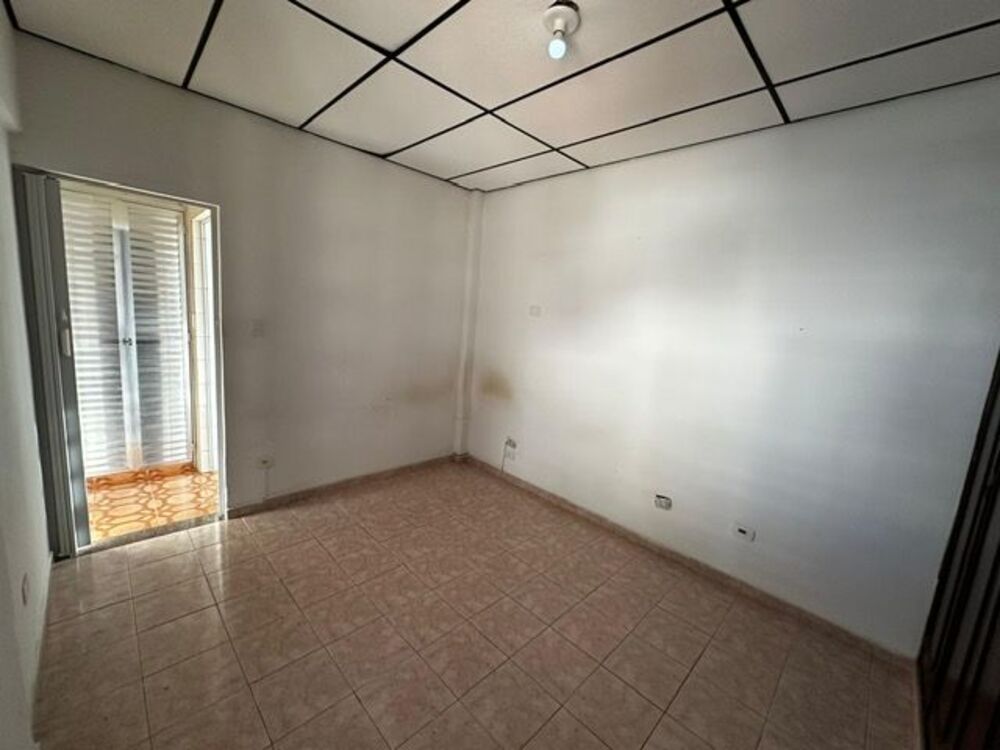 Apartamento à venda com 1 quarto, 48m² - Foto 2