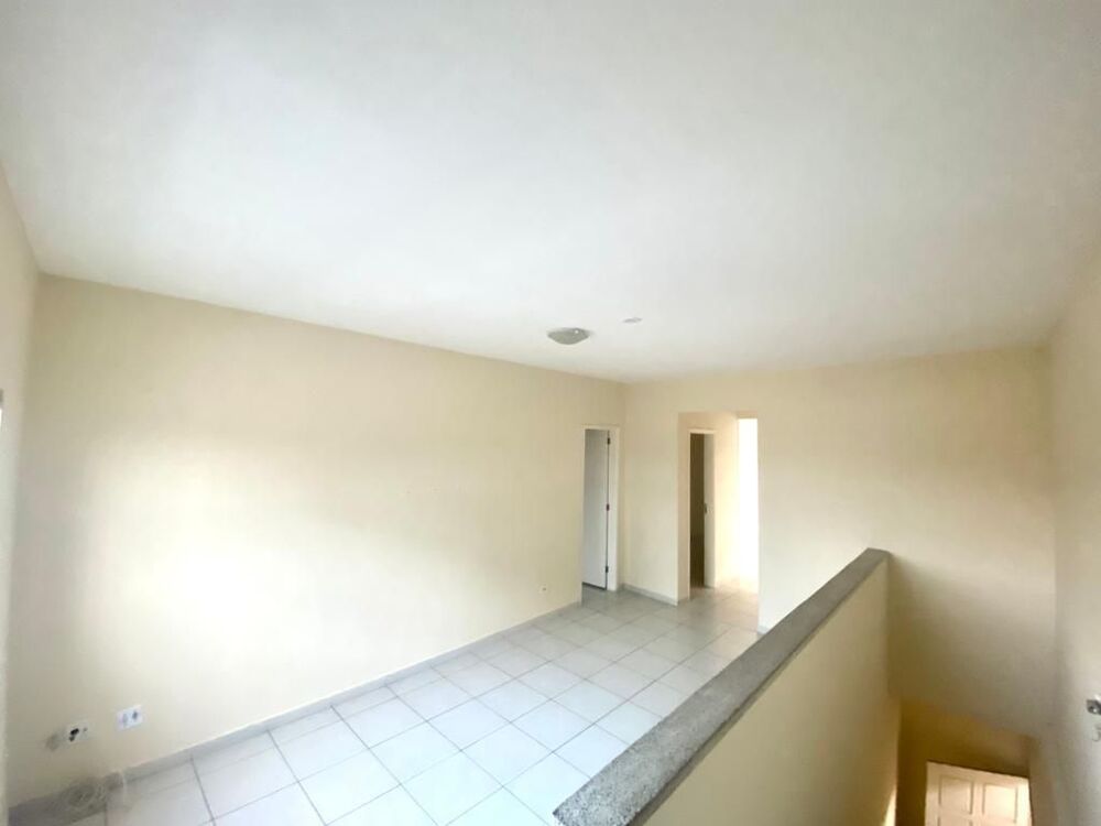 Casa de Condomínio à venda com 2 quartos, 75m² - Foto 5