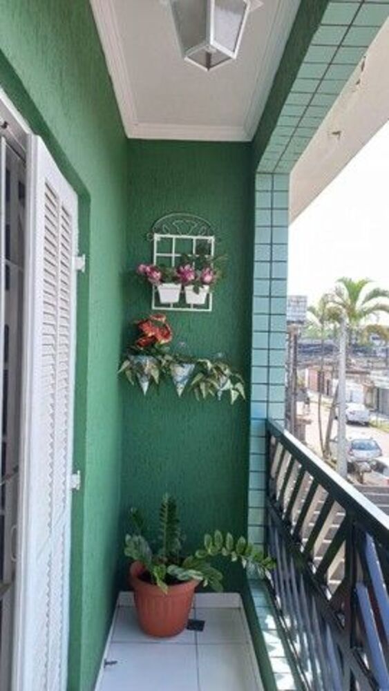 Apartamento à venda com 3 quartos, 100m² - Foto 1