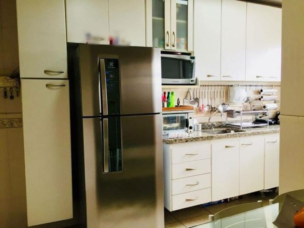 Apartamento à venda com 3 quartos, 90m² - Foto 2