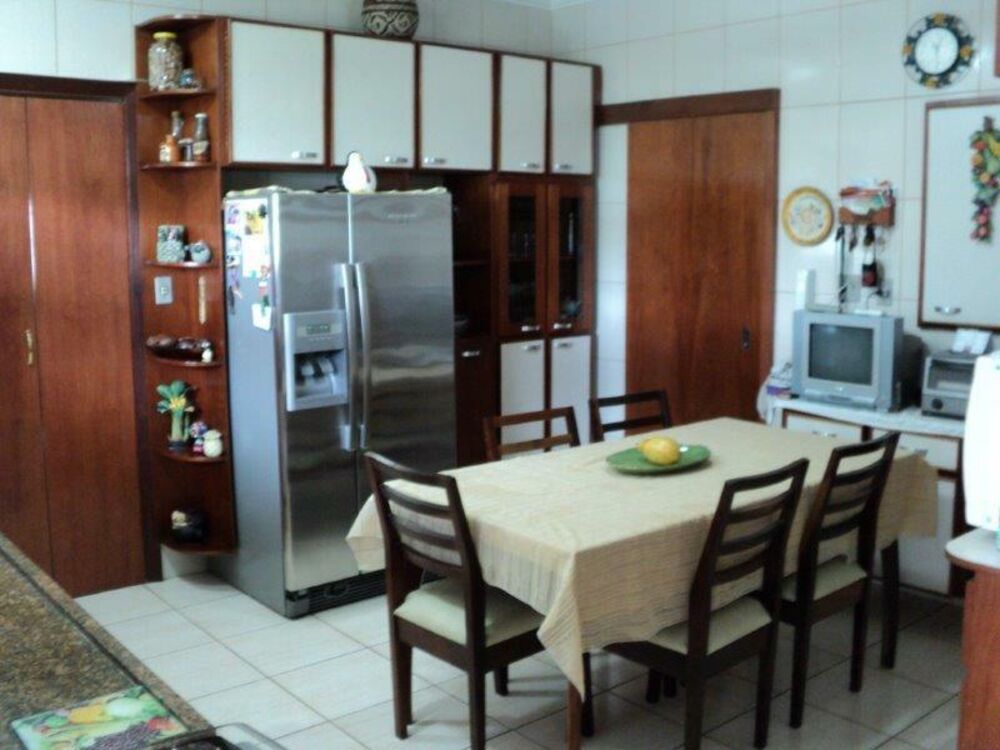 Apartamento à venda com 3 quartos, 160m² - Foto 22