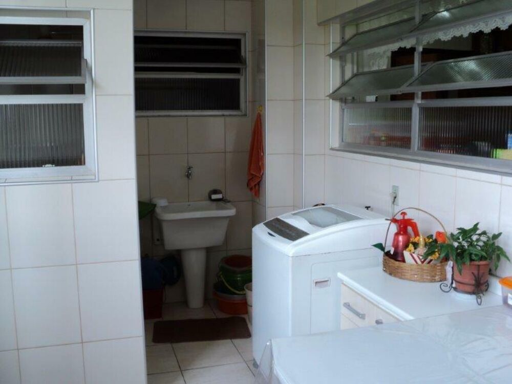 Apartamento à venda com 3 quartos, 160m² - Foto 15