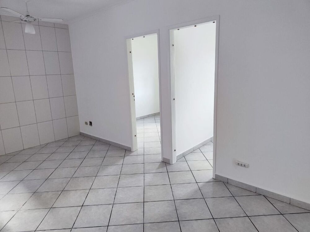 Apartamento à venda com 2 quartos, 61m² - Foto 4