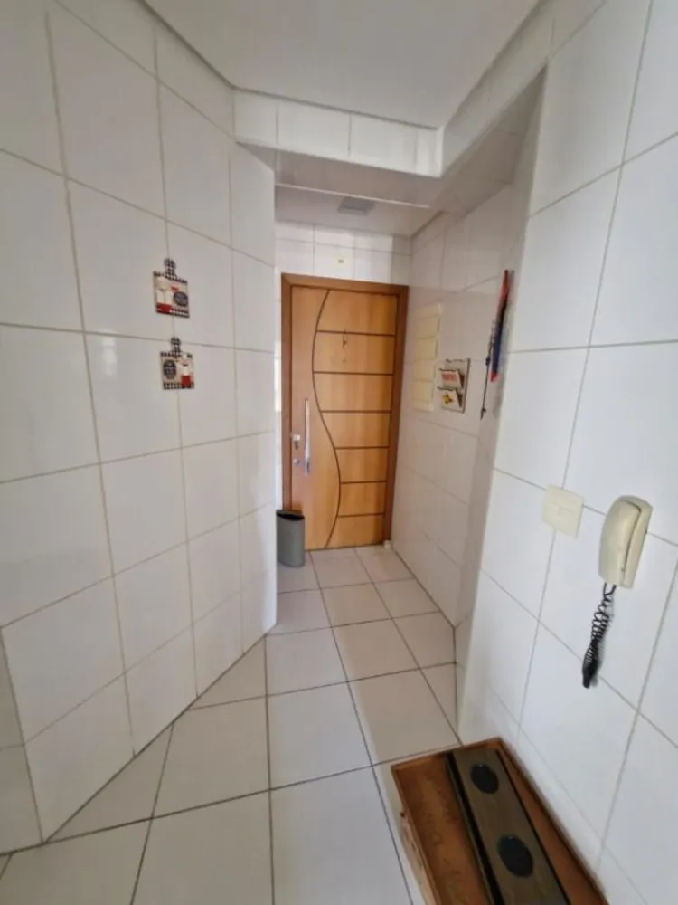 Apartamento, 3 quartos, 123 m² - Foto 2