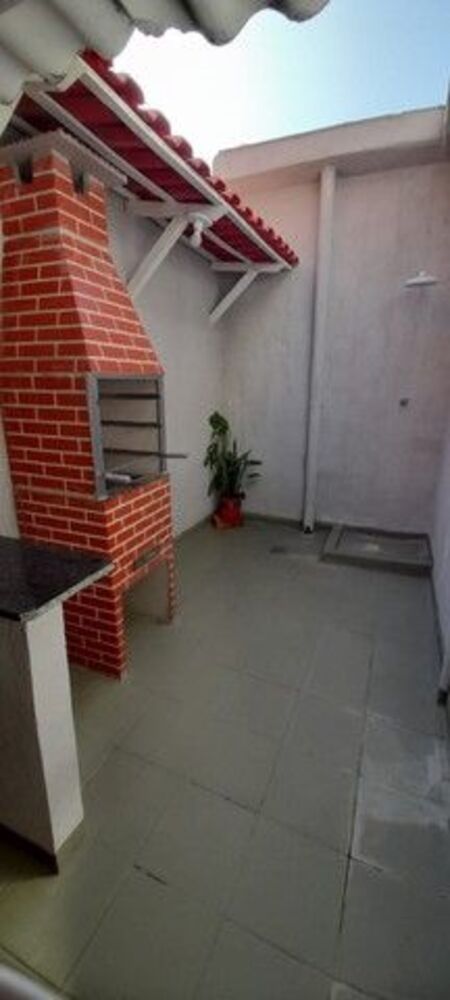 Casa de Condomínio para alugar com 2 quartos, 90m² - Foto 1