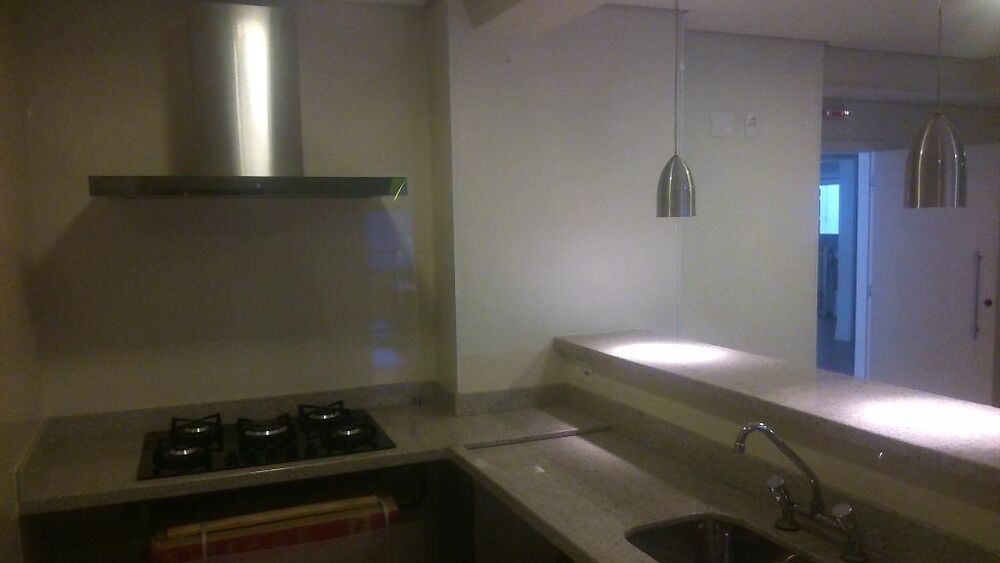 Apartamento à venda com 2 quartos, 75m² - Foto 3