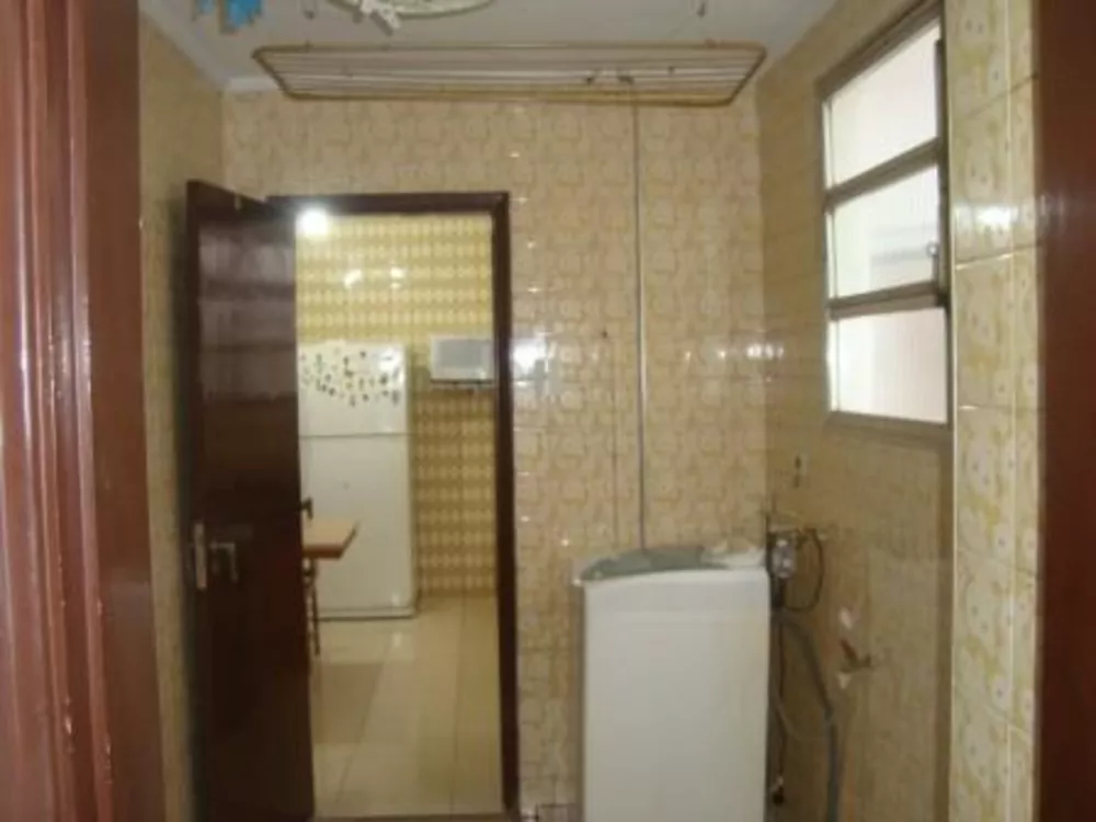 Apartamento à venda com 3 quartos, 140m² - Foto 1