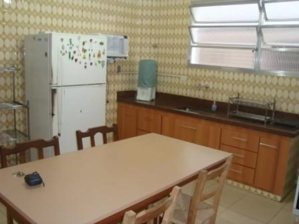 Apartamento à venda com 3 quartos, 140m² - Foto 4