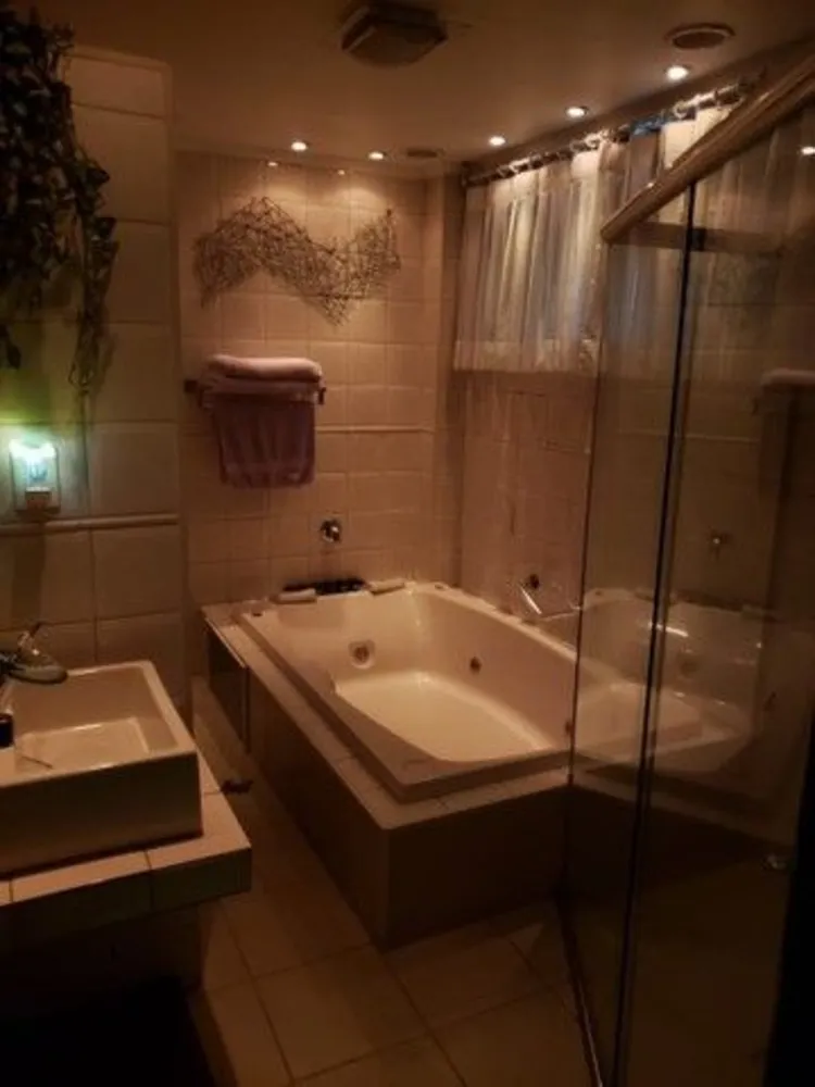 Apartamento, 3 quartos, 130 m² - Foto 1