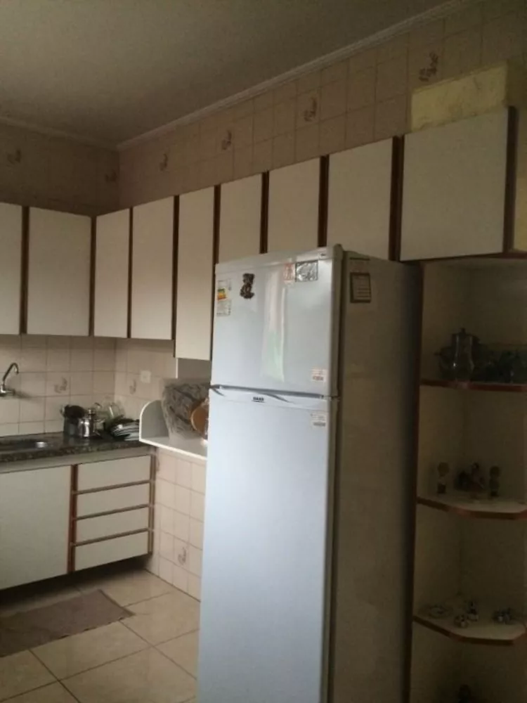 Apartamento à venda com 2 quartos, 100m² - Foto 3