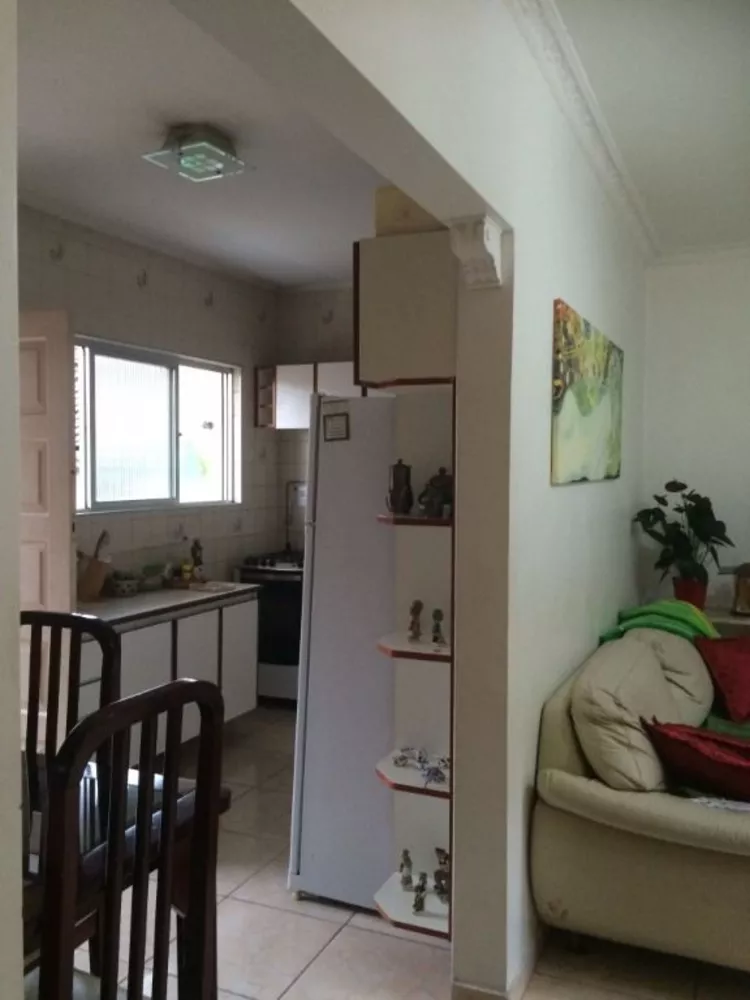 Apartamento à venda com 2 quartos, 100m² - Foto 2