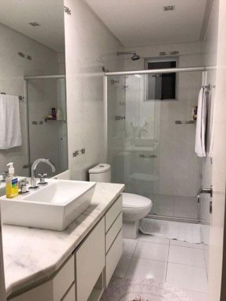 Apartamento à venda e aluguel com 3 quartos, 160m² - Foto 2