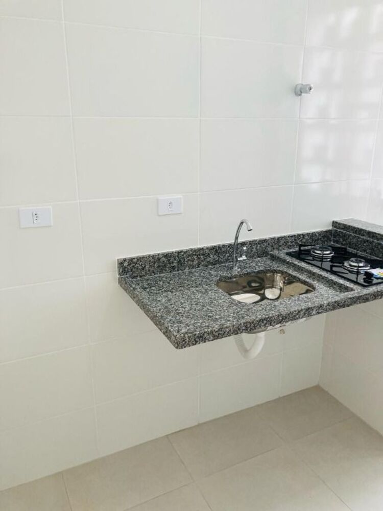 Apartamento à venda com 1 quarto, 42m² - Foto 2