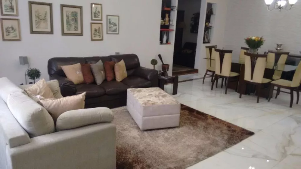 Apartamento à venda com 3 quartos, 179m² - Foto 4