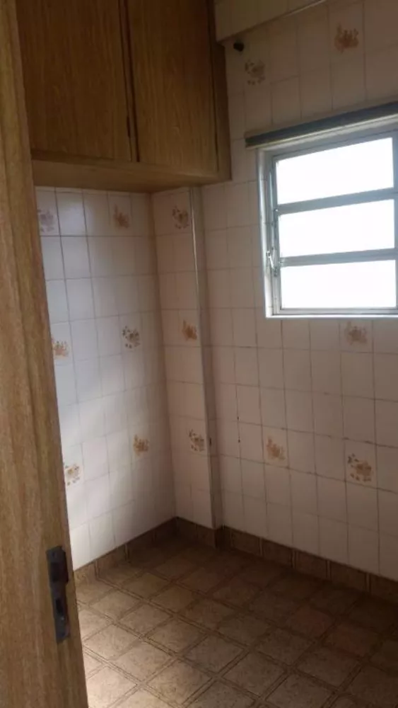 Apartamento à venda com 2 quartos, 125m² - Foto 4