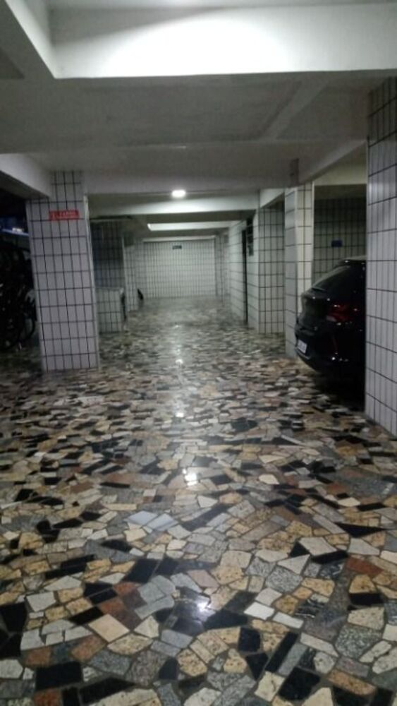 Apartamento à venda com 2 quartos, 75m² - Foto 9