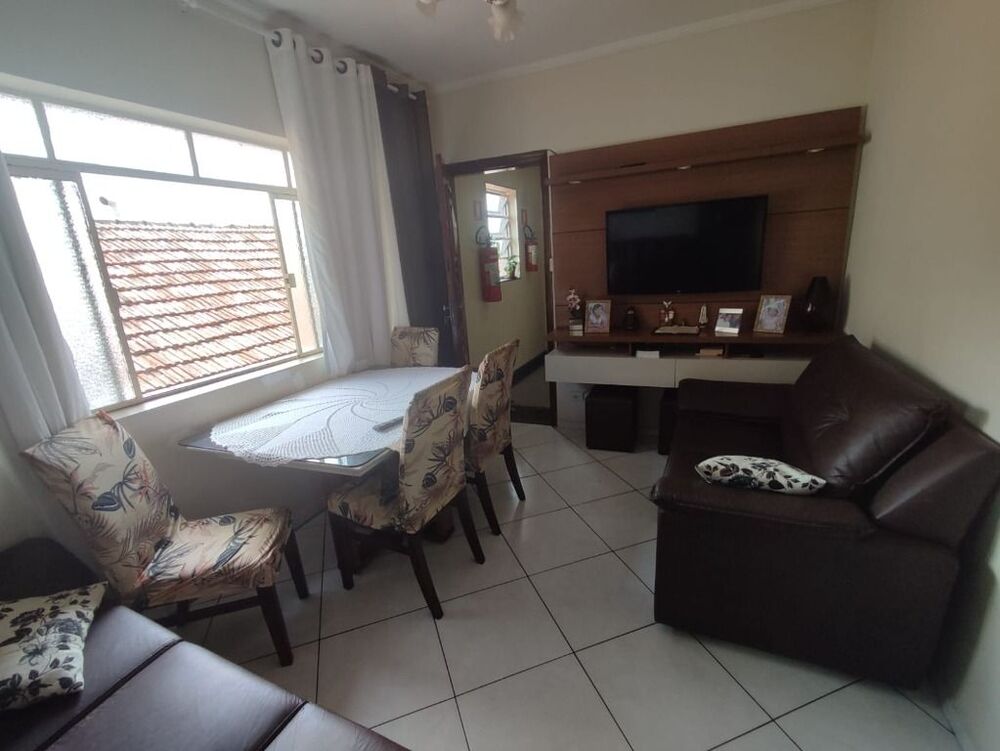 Apartamento à venda com 2 quartos, 75m² - Foto 4