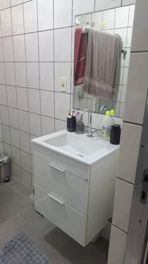 Apartamento à venda com 1 quarto, 55m² - Foto 2