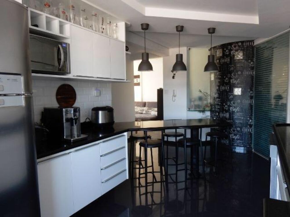 Apartamento à venda com 2 quartos, 216m² - Foto 4