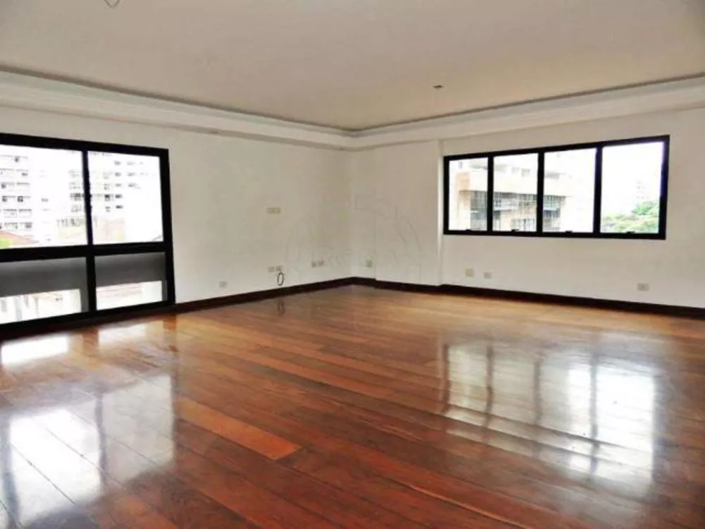 Apartamento à venda com 3 quartos, 228m² - Foto 3